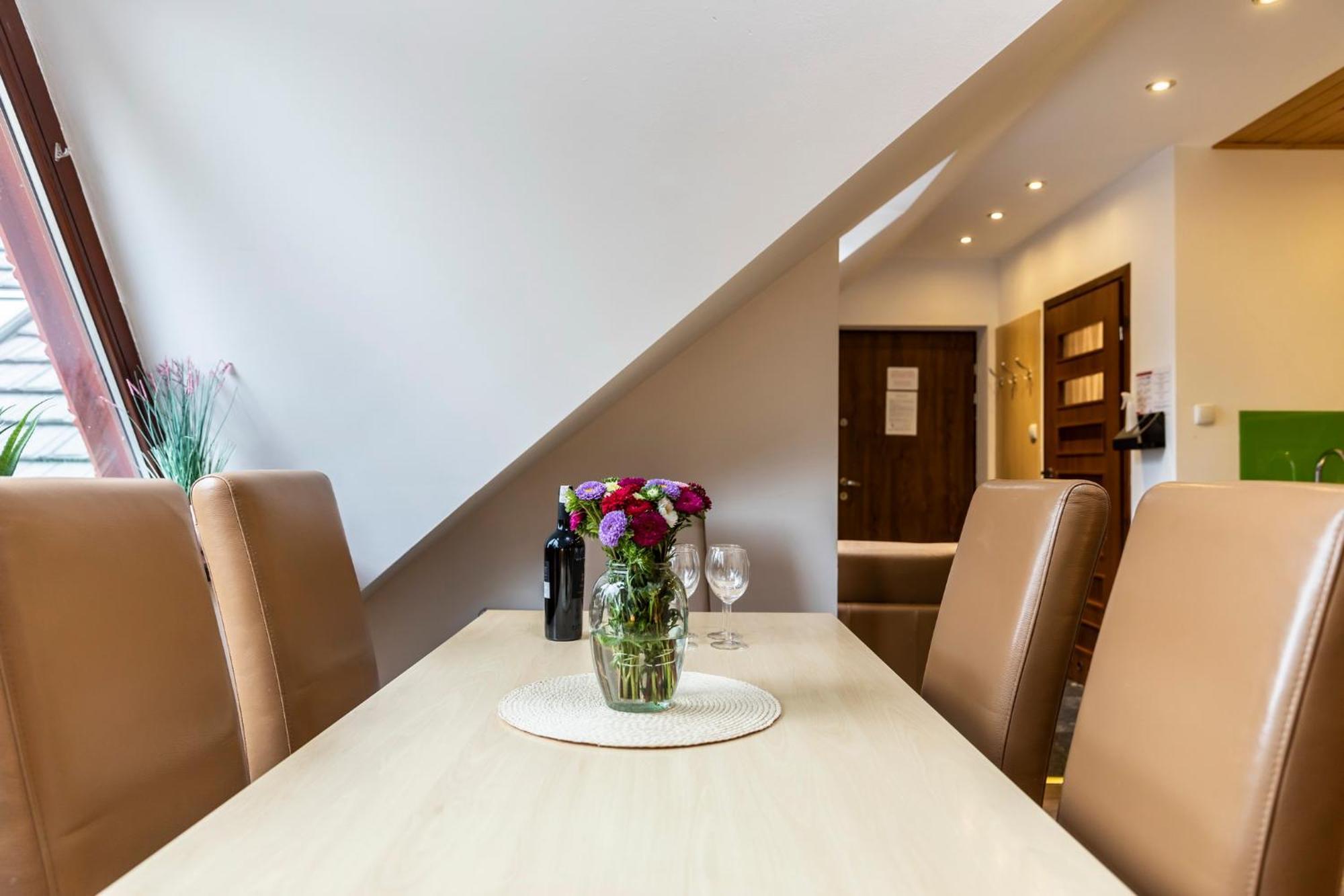 Udanypobyt Apartamenty Przy Dolinach C I D Koscielisko Exterior photo