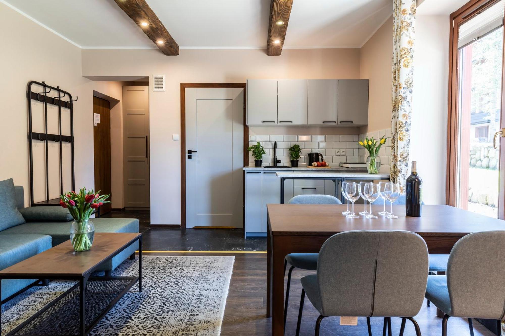 Udanypobyt Apartamenty Przy Dolinach C I D Koscielisko Exterior photo